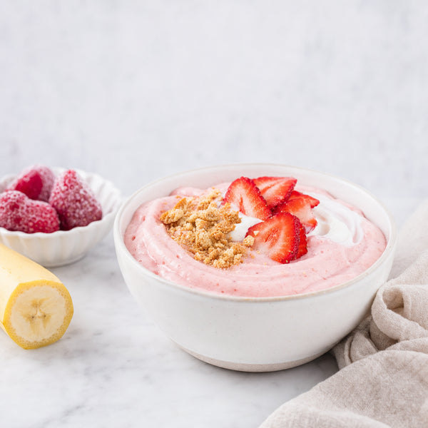 Strawberry Cheesecake Smoothie Bowl